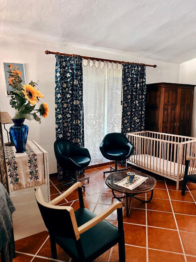 Villa Casa Girassol With A Beautiful Private Pool And Garden à Sintra Extérieur photo